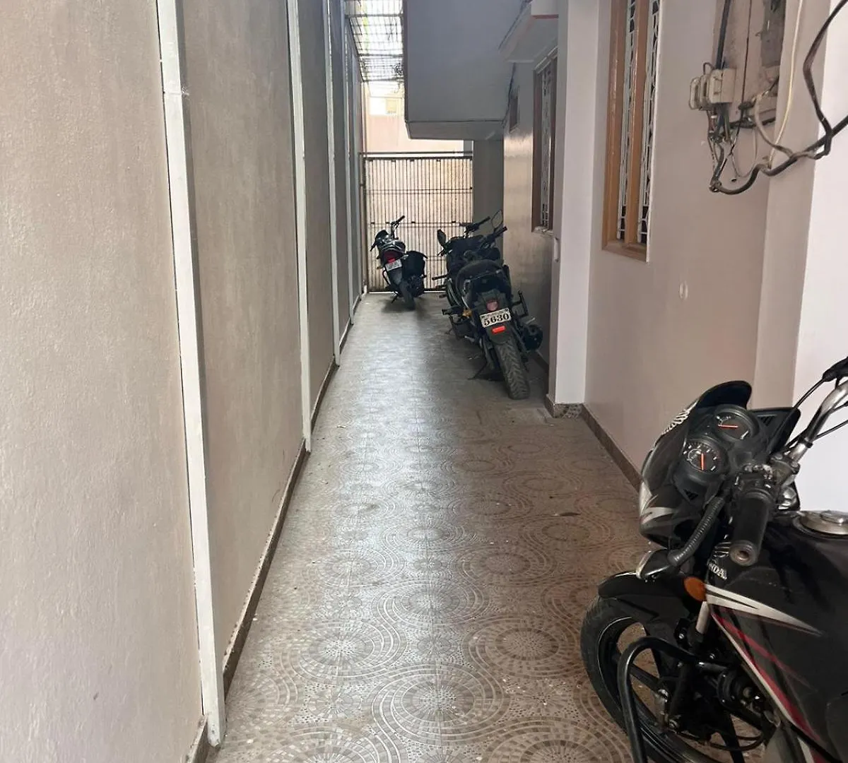 Gauri Shankar Varanasi Hotel