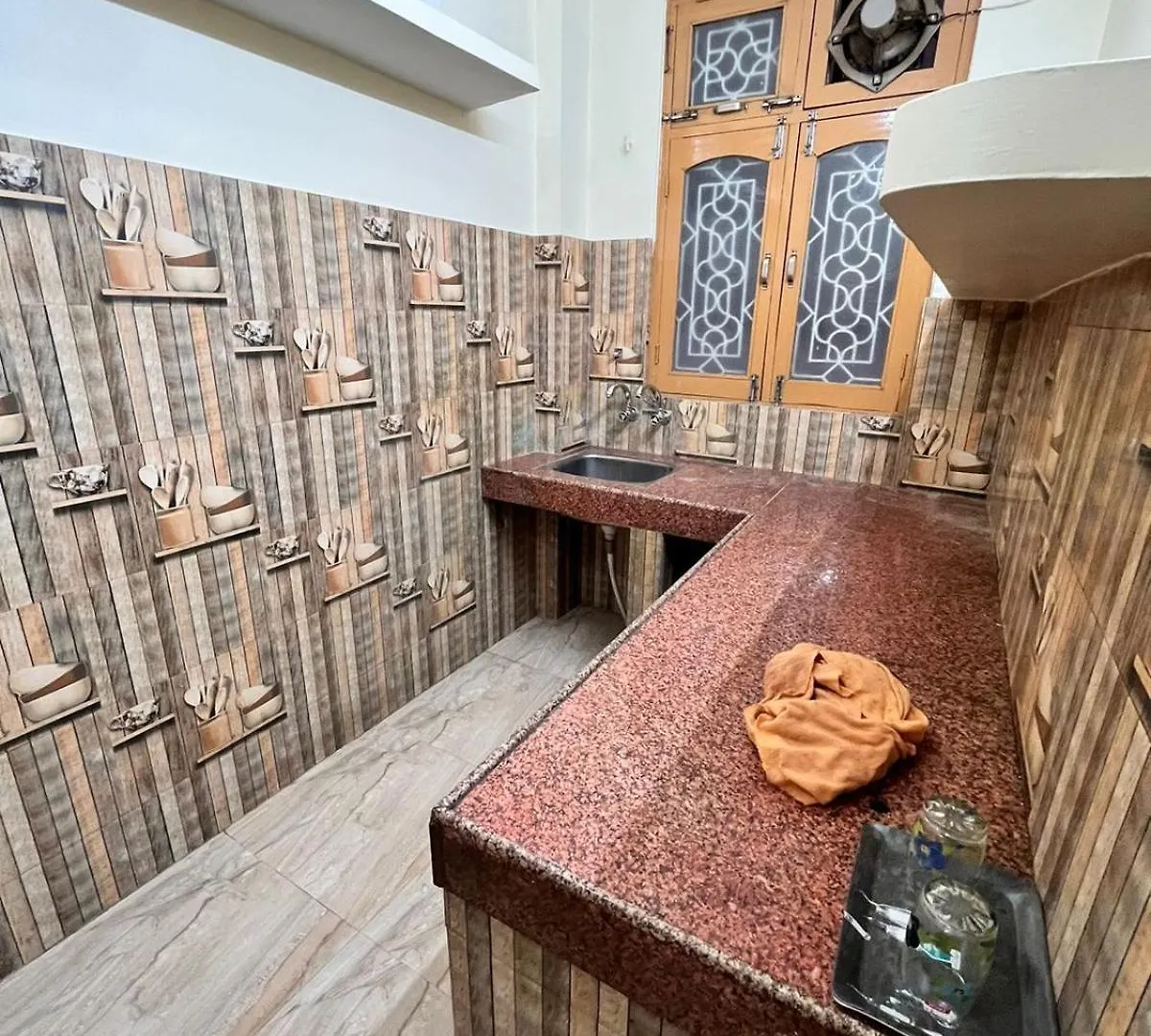 Hotel Gauri Shankar Varanasi